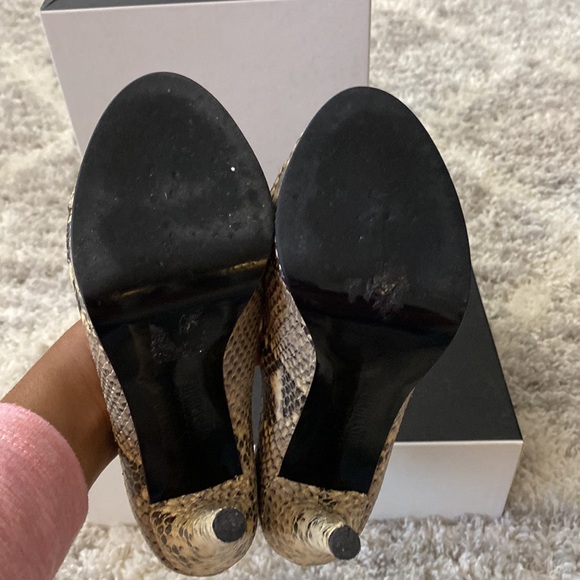 Moschino Snakeskin Peep Toe Pumps SZ 5 - Picture 8 of 9